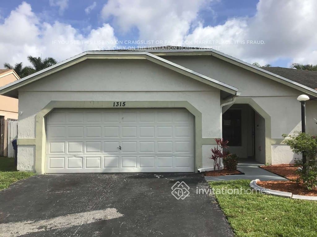 1315 SW 151st Way