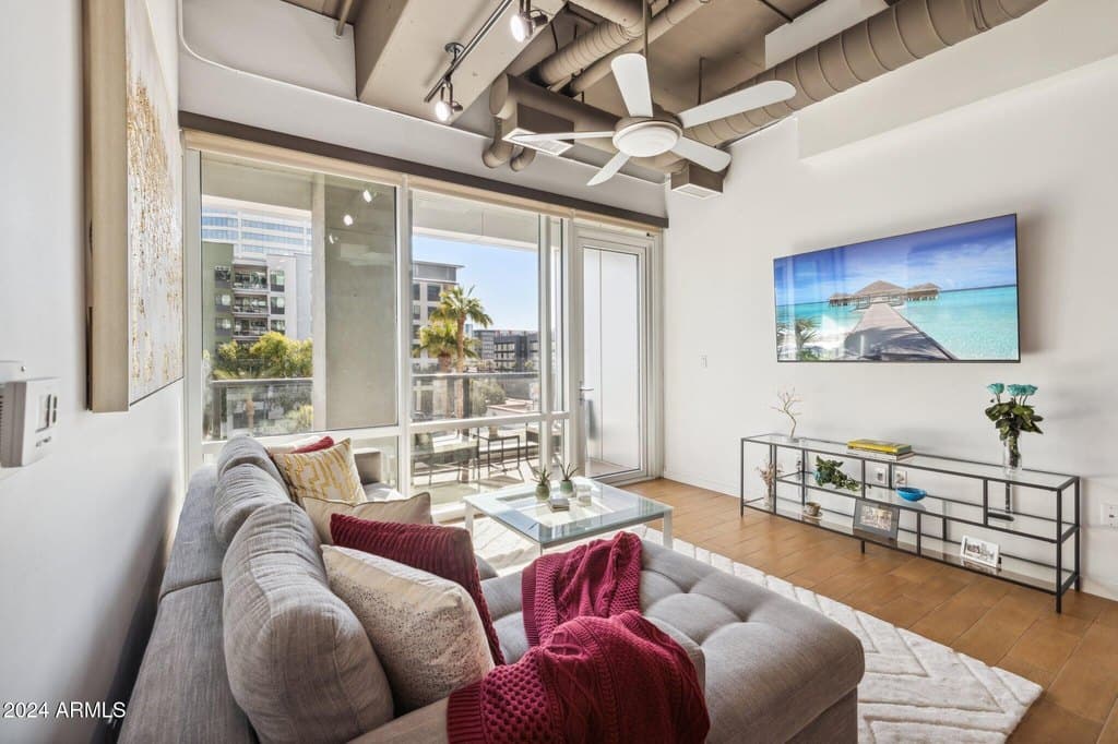 1 E Lexington Ave Unit 302