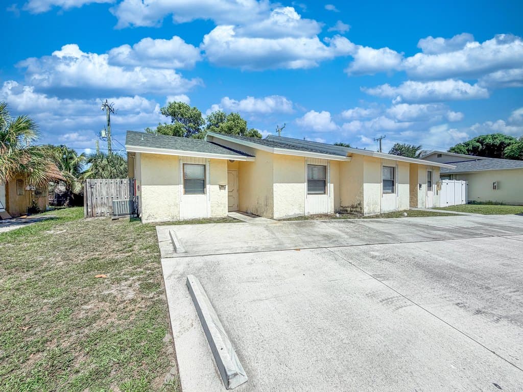 3148 N Dixie Hwy