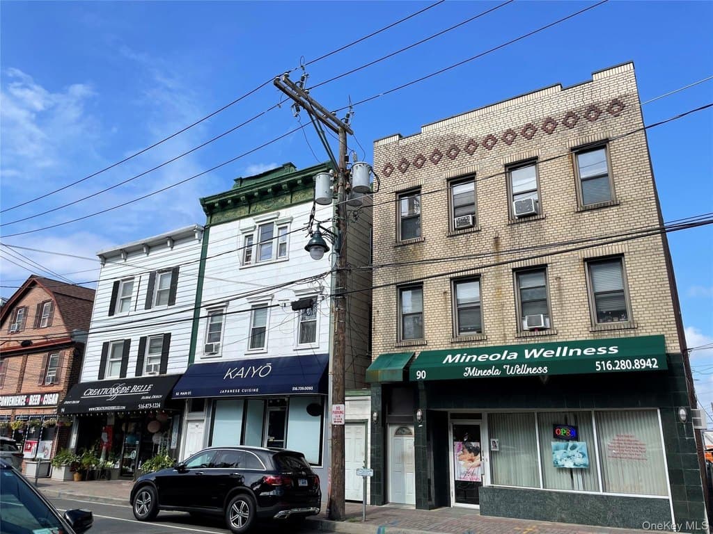 90 Main St Unit 2R