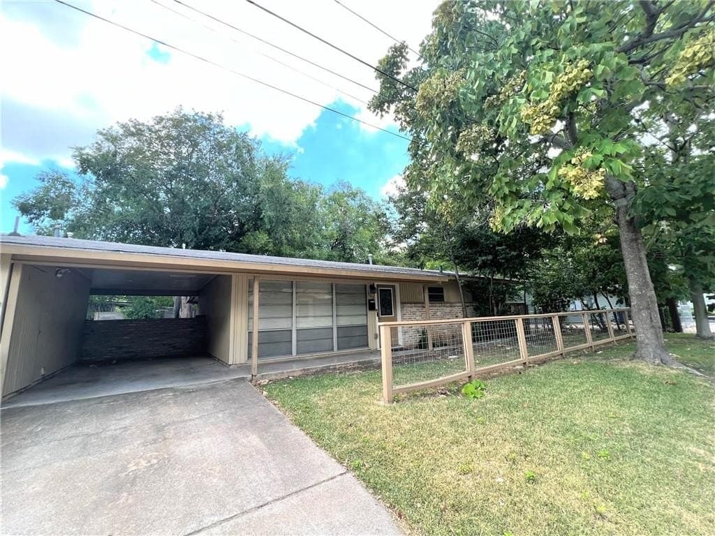 5011 Finley Dr