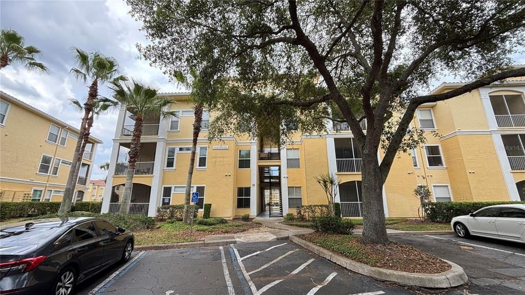 1325 Lake Shadow Cir Apt 12104