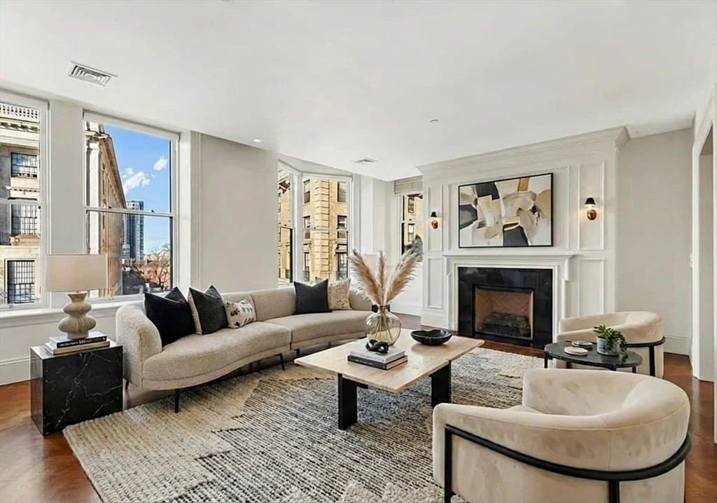 20 Beacon St Unit 4