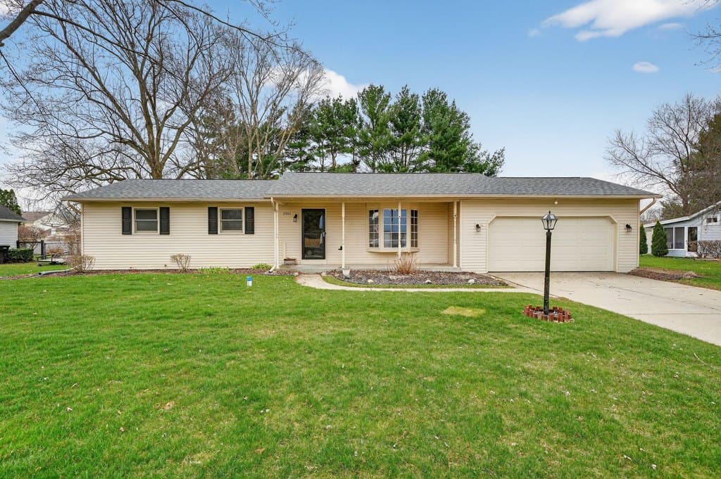 11966 Bluebonnet Ln