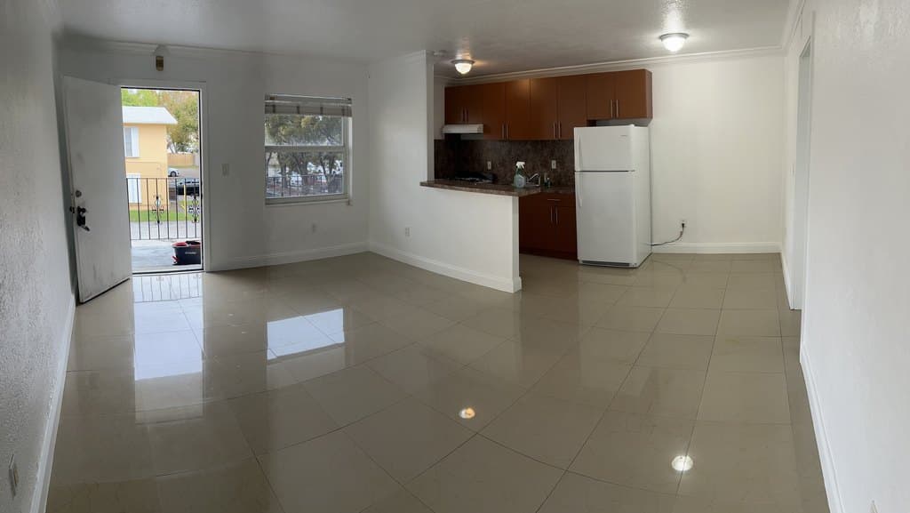 3855 SW 79th Ave Apt 34