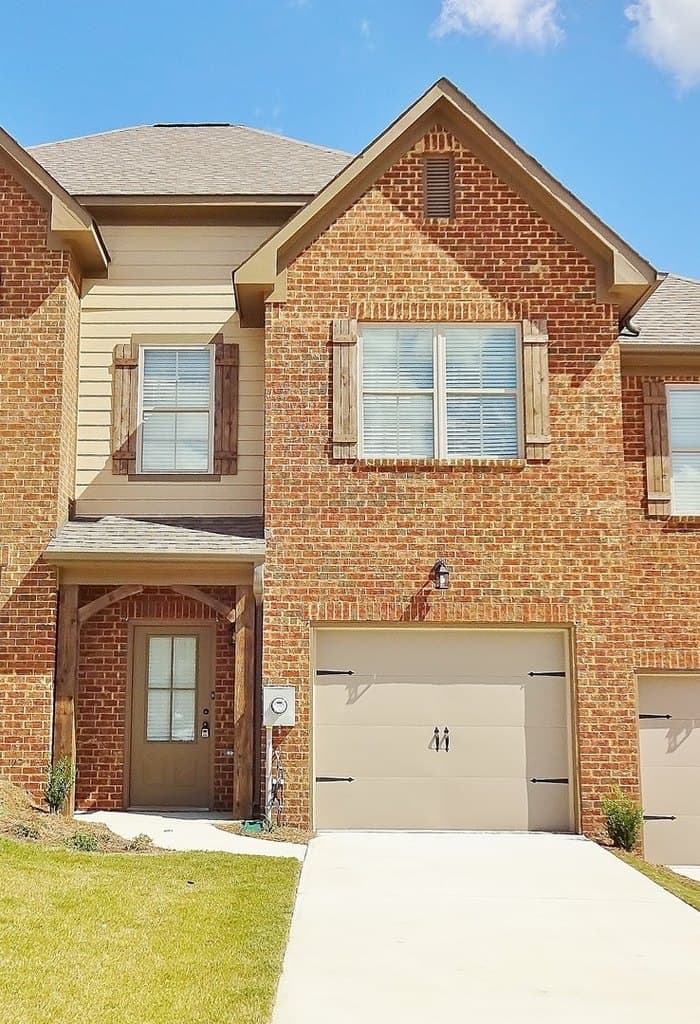 4379 Shivas Way