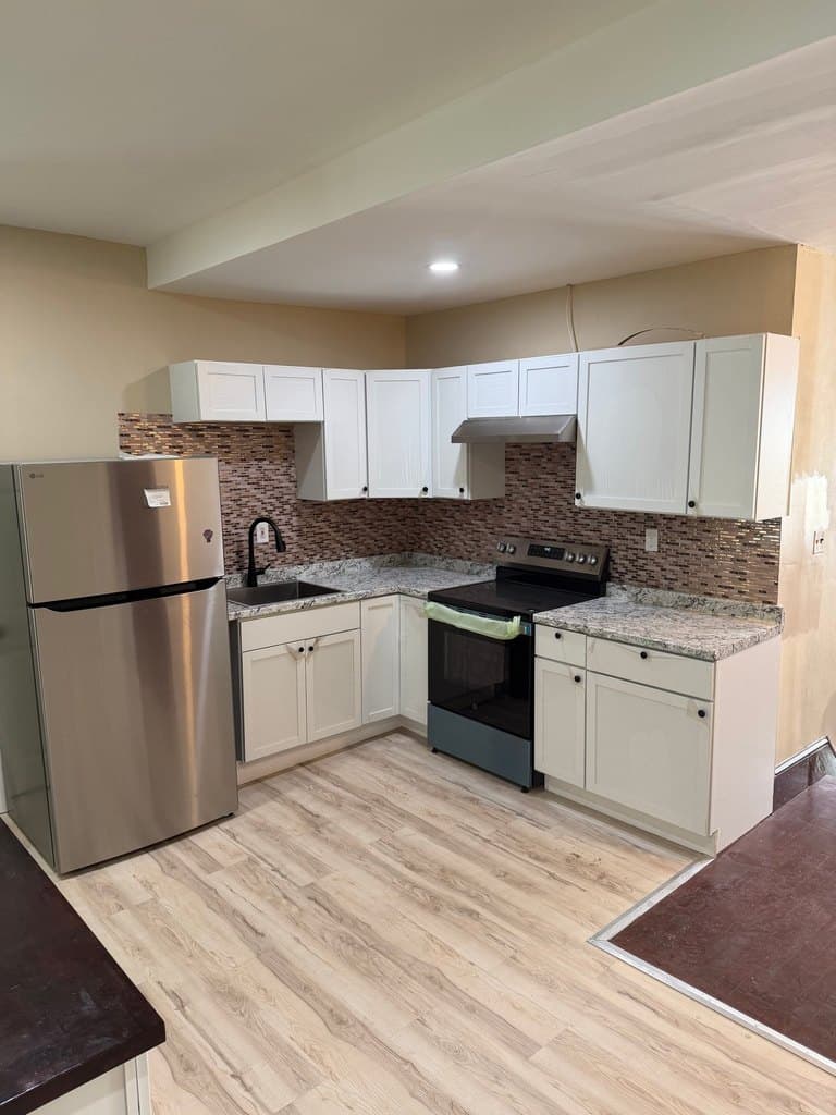 163 East Ave Unit 2