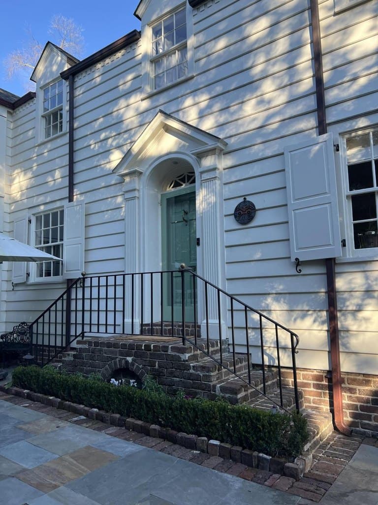 8 Ford Ct
