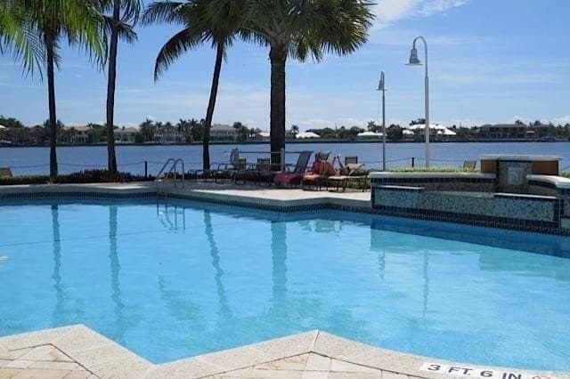 103 Yacht Club Way Apt 101
