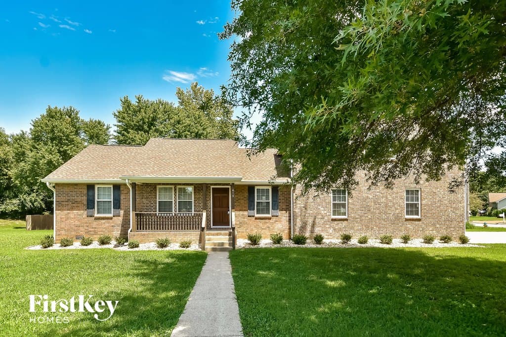 418 Silver Springs Ln