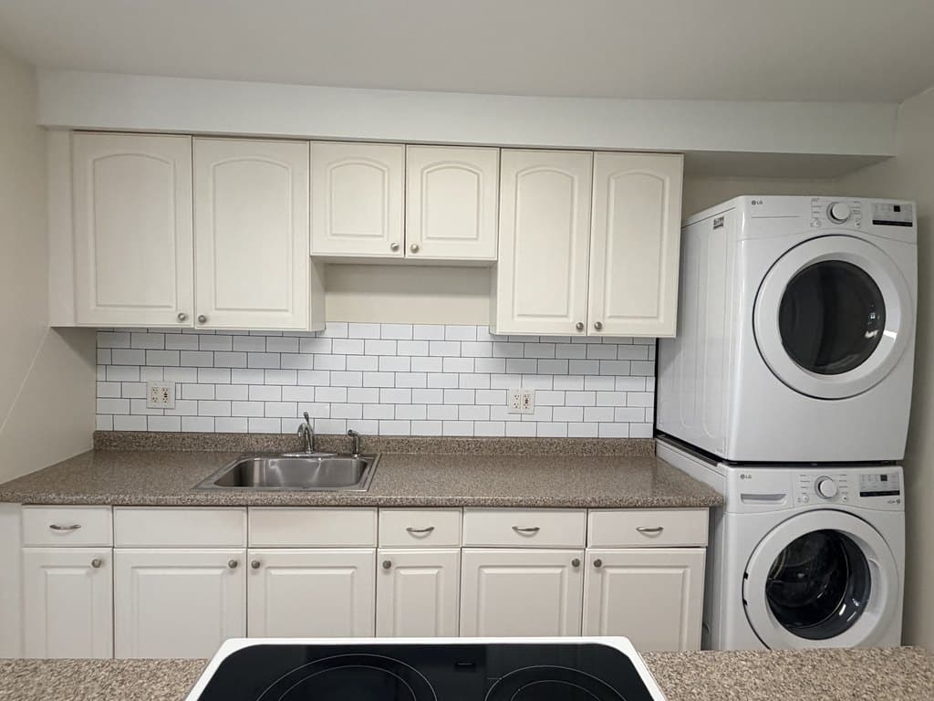 103 Grove St Unit 3