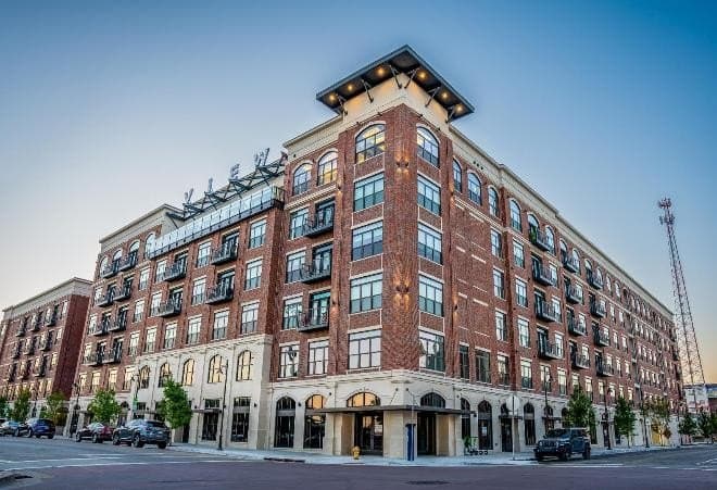420 E Archer St Apt 130