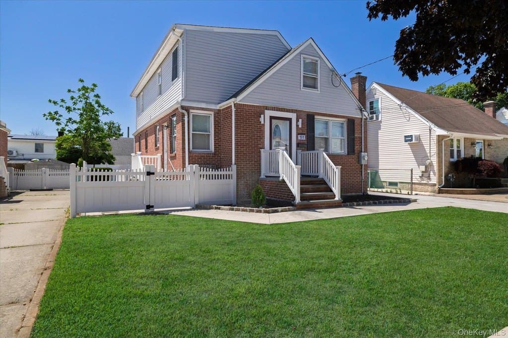 191 Raff Ave