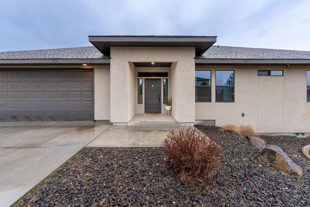 72802 E Grand Bluff Loop