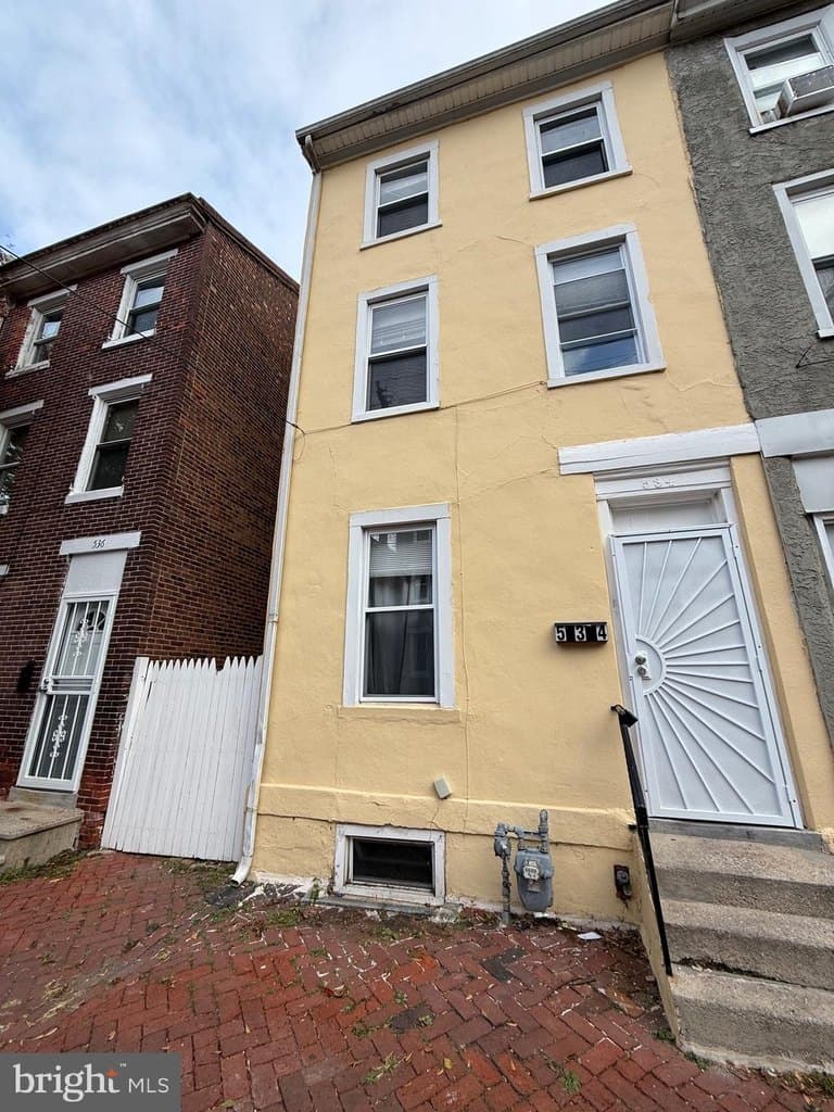 534 Green St