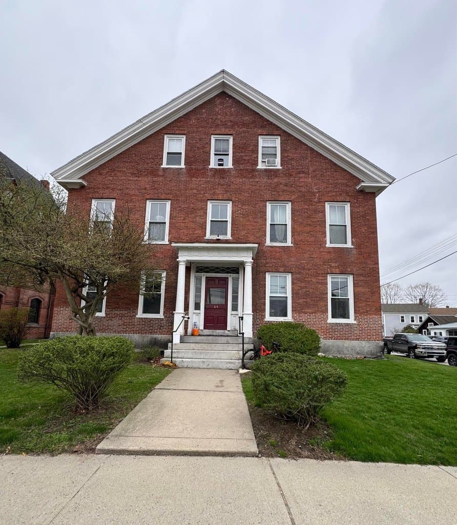 44 Court St Apt B