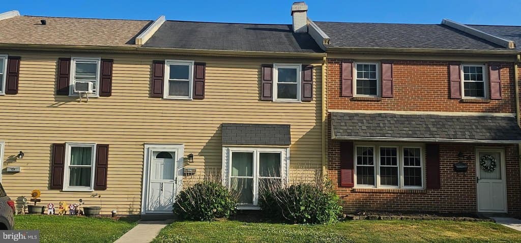 224 Yardley Ct