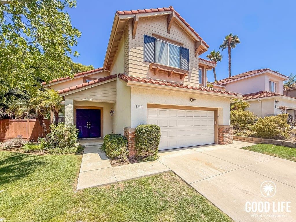 5430 Panoramic Ln