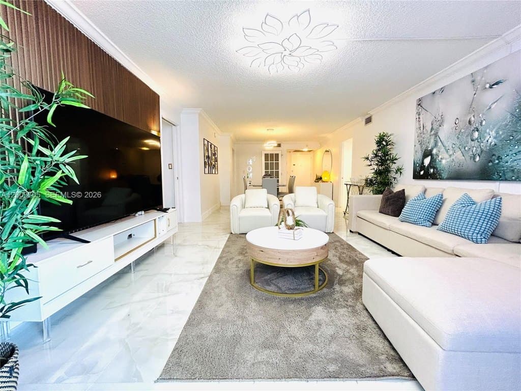 6039 Collins Ave Apt 1507