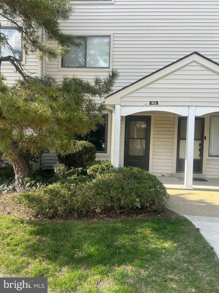 413 Gregorys Way
