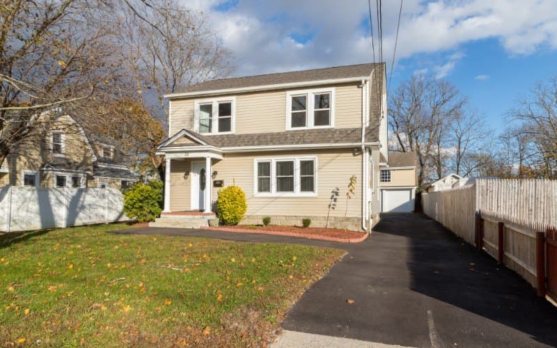 39 Case Ave Unit 2