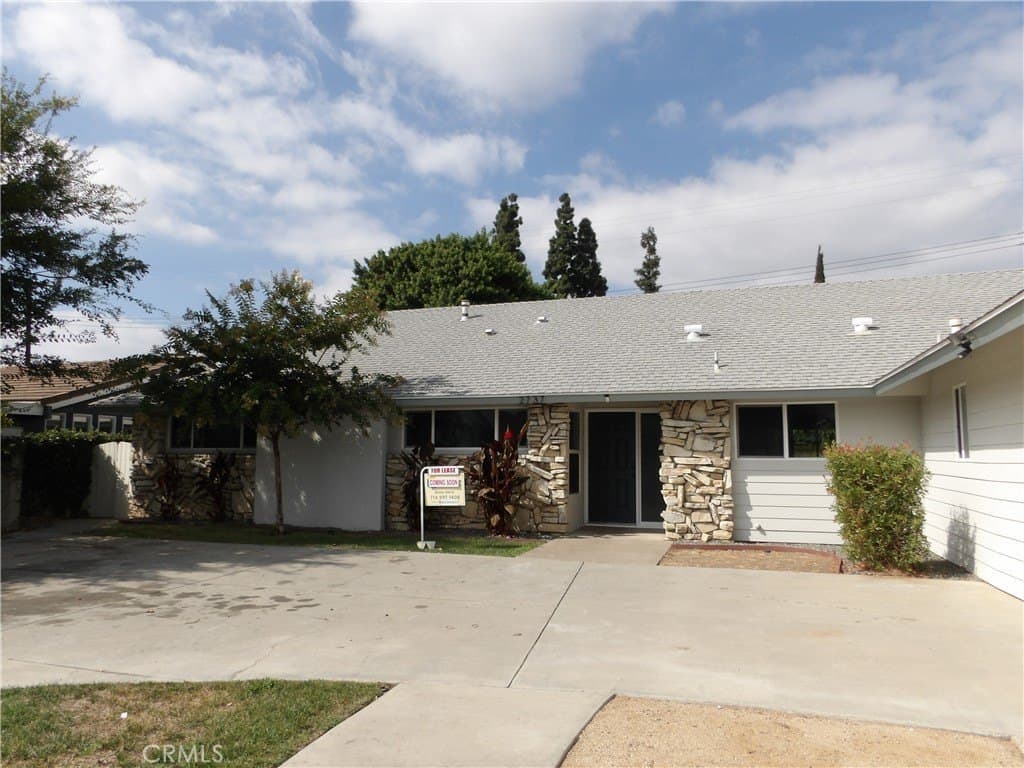 2737 Burly Ave