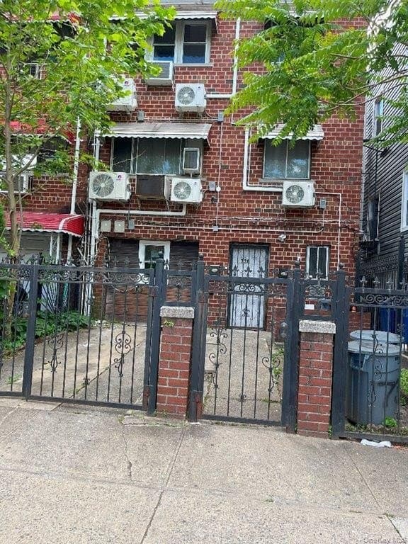 730 E 217th St Unit 1