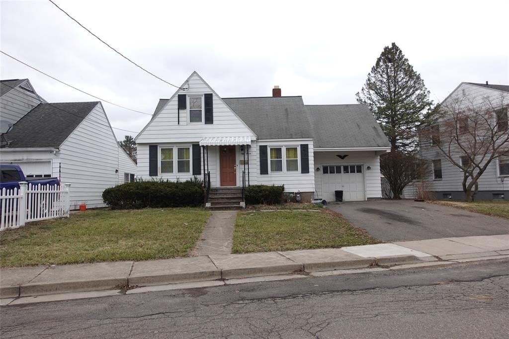 57 Fowler Ave