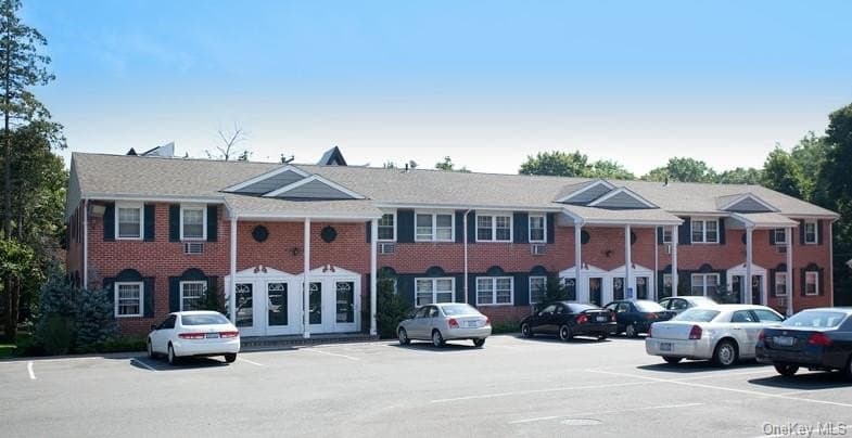 64 S Clinton Ave Apt 2B