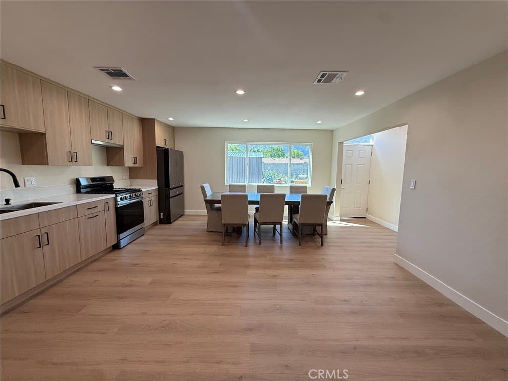 14037 Rex St
