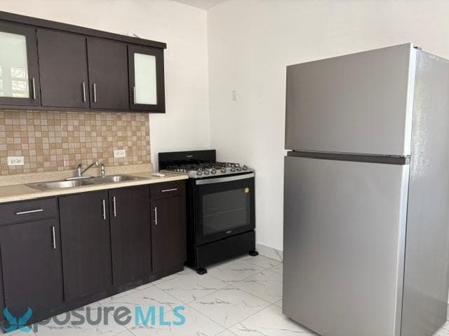 1366 Calle San Damian # O