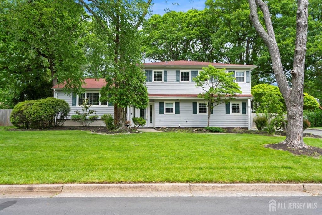 10 Woodruff Rd