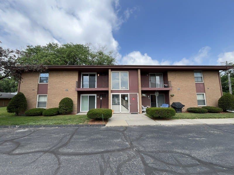 741 N Macomb St Apt 5