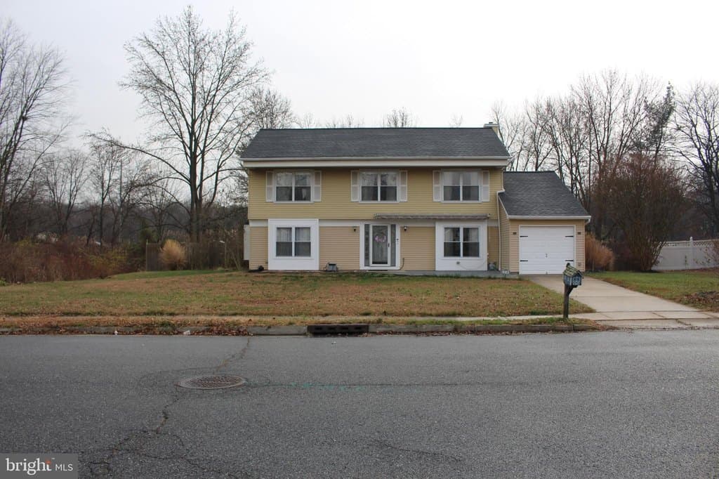 219 Meadow Dr