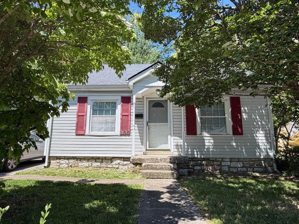 208 Linwood Rd