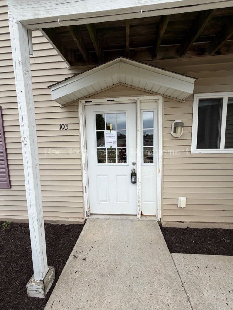1931 Dupont Dr Unit 103