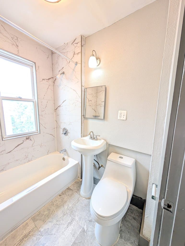 12 Groton St Apt 223