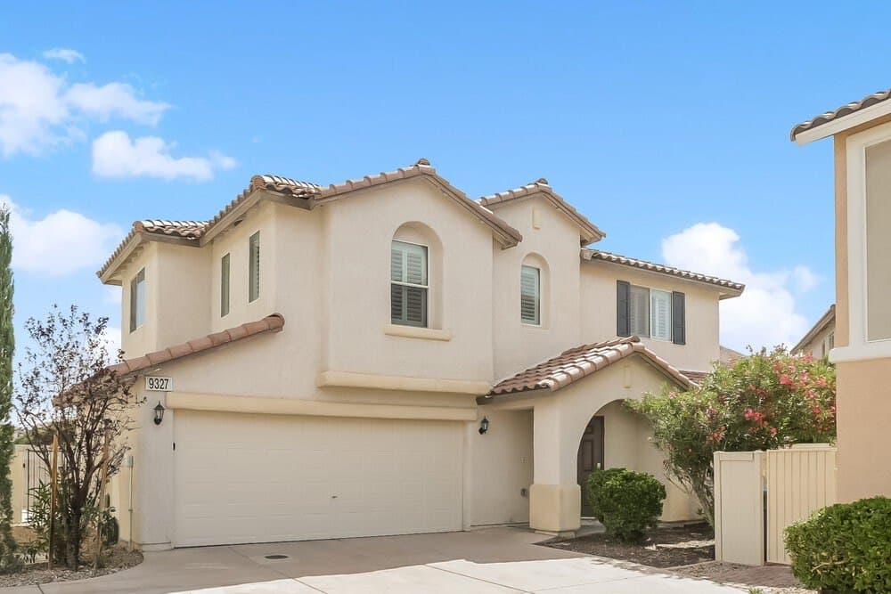 9327 Pyrope Ct