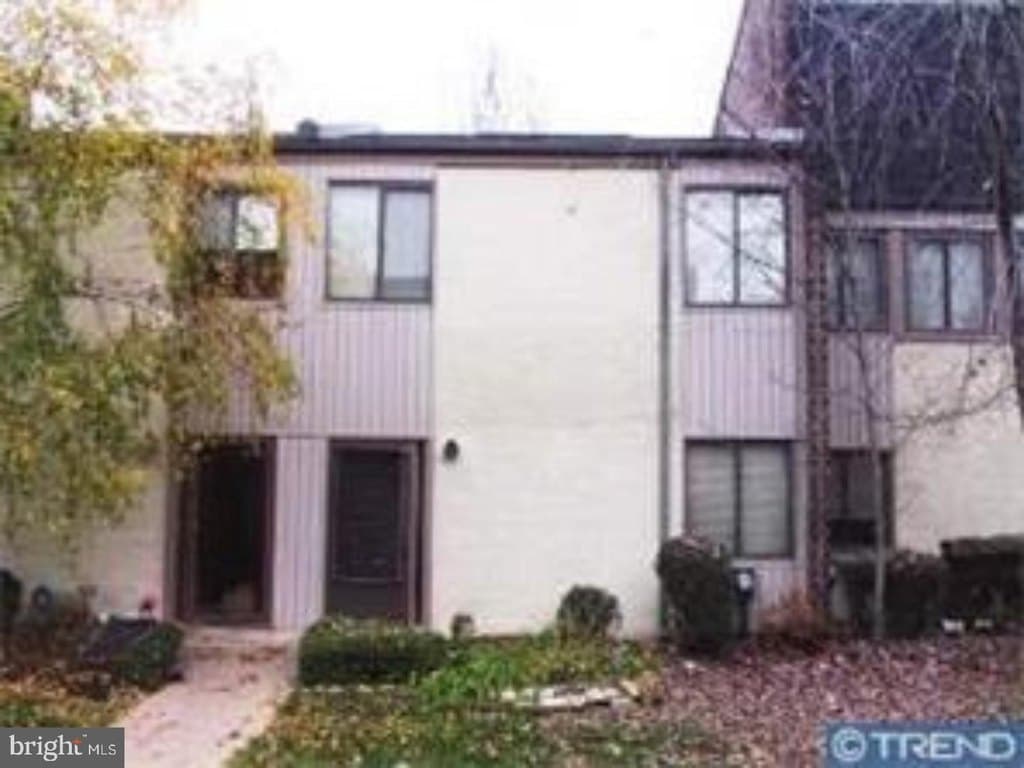 4844 Oxford Ct Unit 5