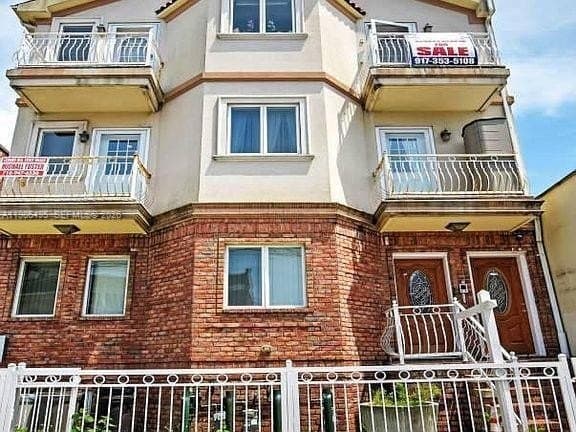 2841 Ford St Apt 2
