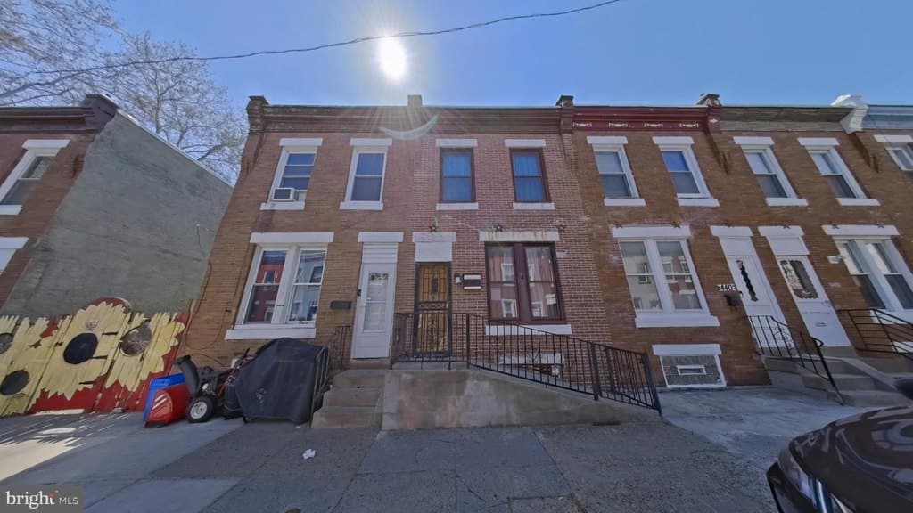 438 Saint Pauls St