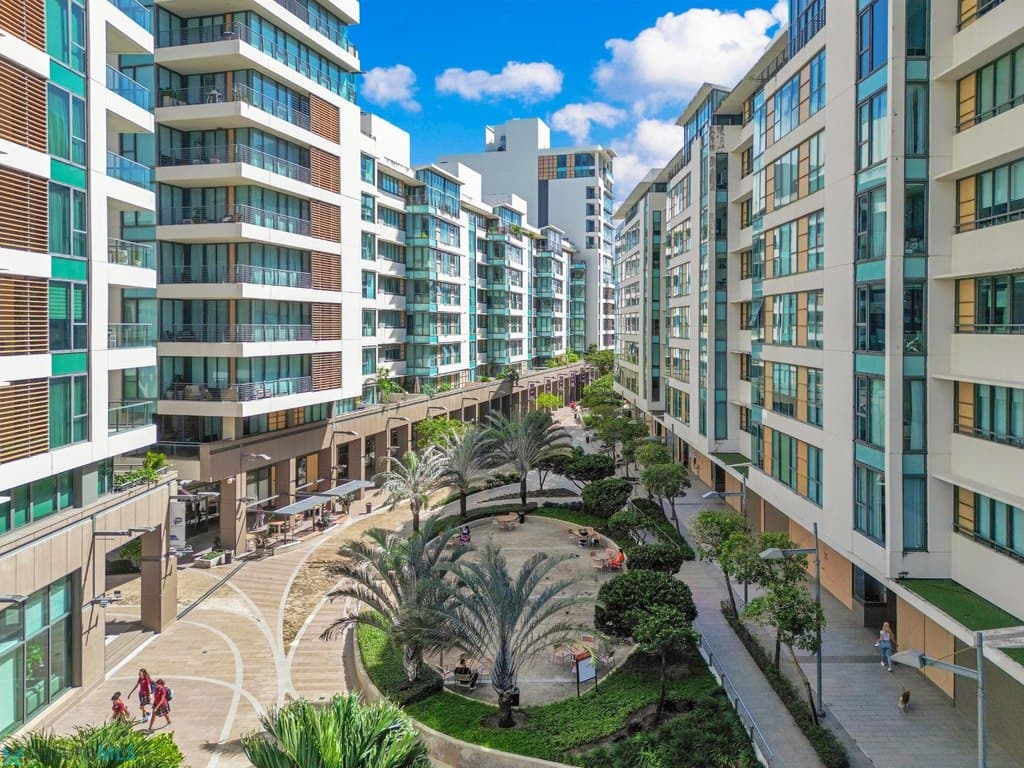 1511 Ave Ponce De Leon Apt 10114