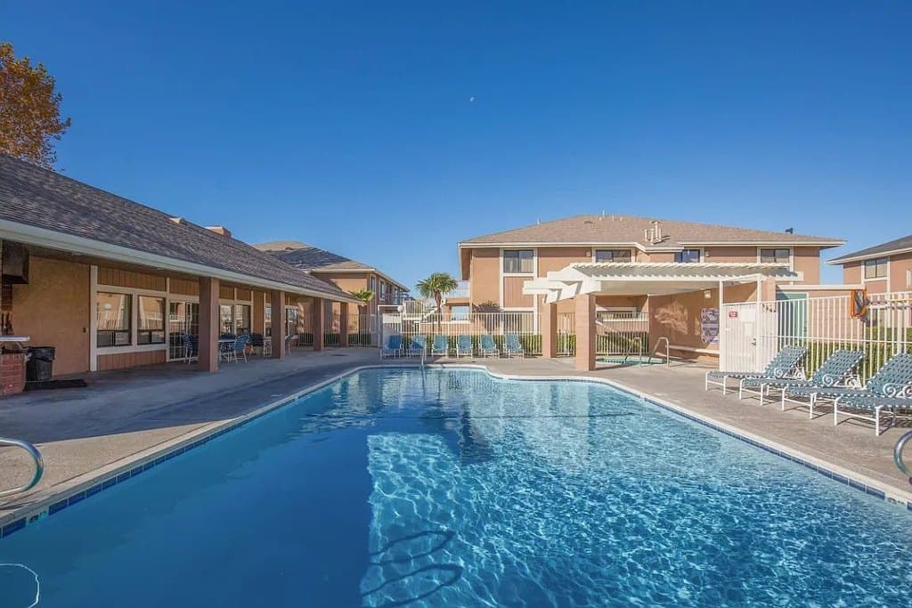 SummerRidge Apartments