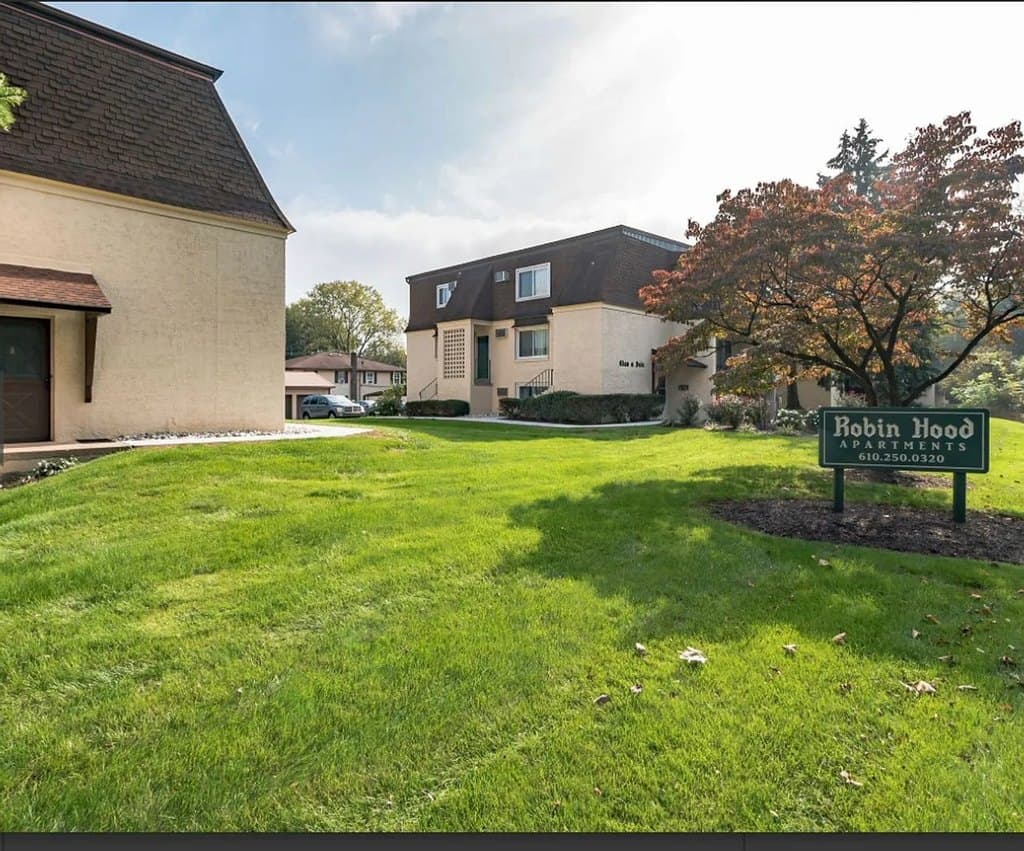 Robin Hood Apartments
