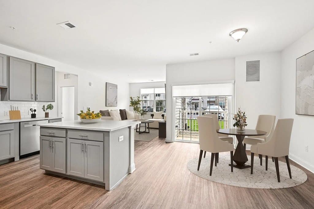 Laurel Green Apartments
