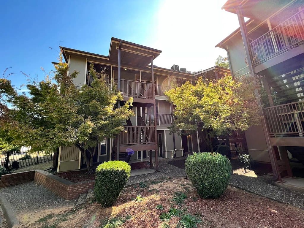 River Market Flats