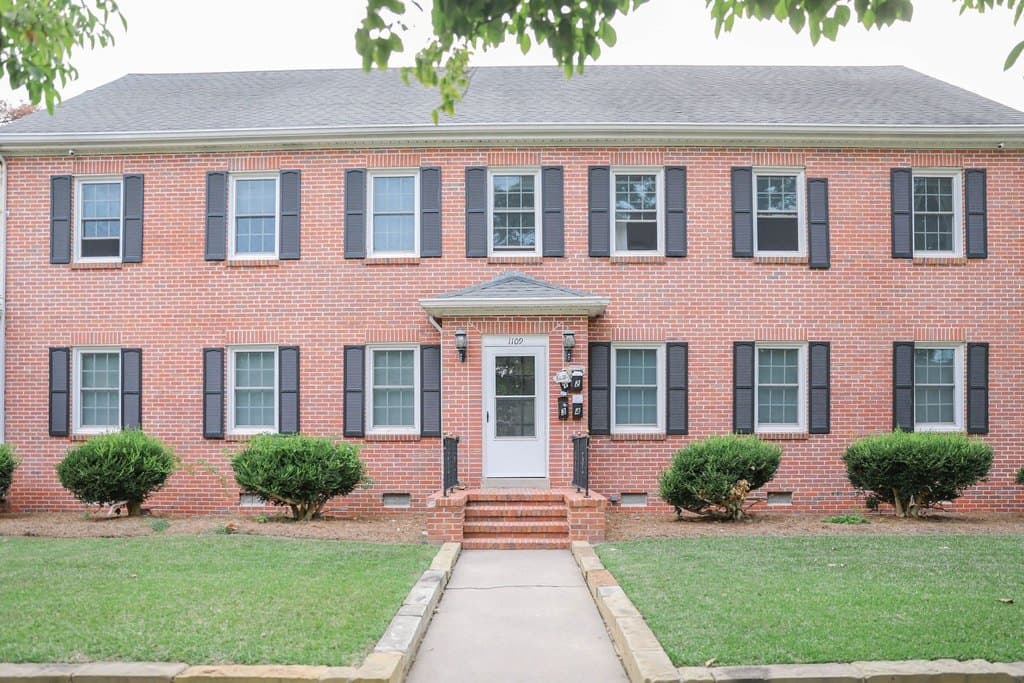 1109 North Chestnut Street
