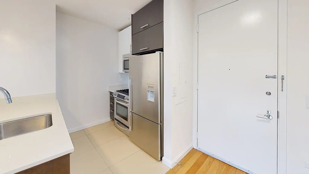 795 Columbus Avenue