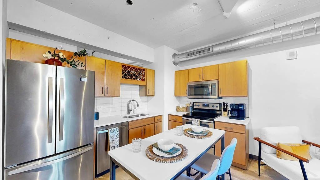 700 Central Lofts and Flats