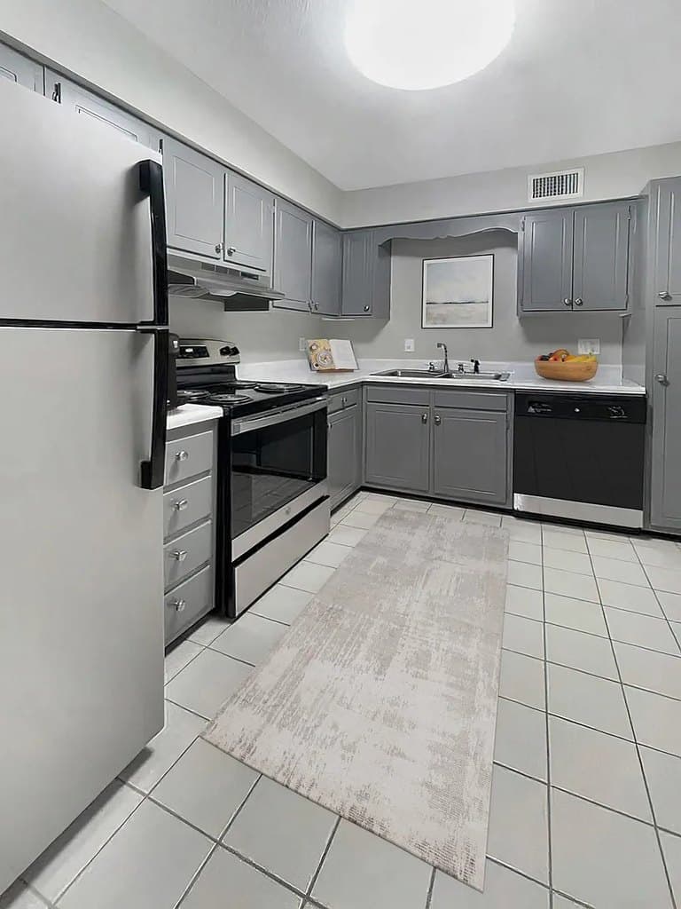 Colony House Apartments